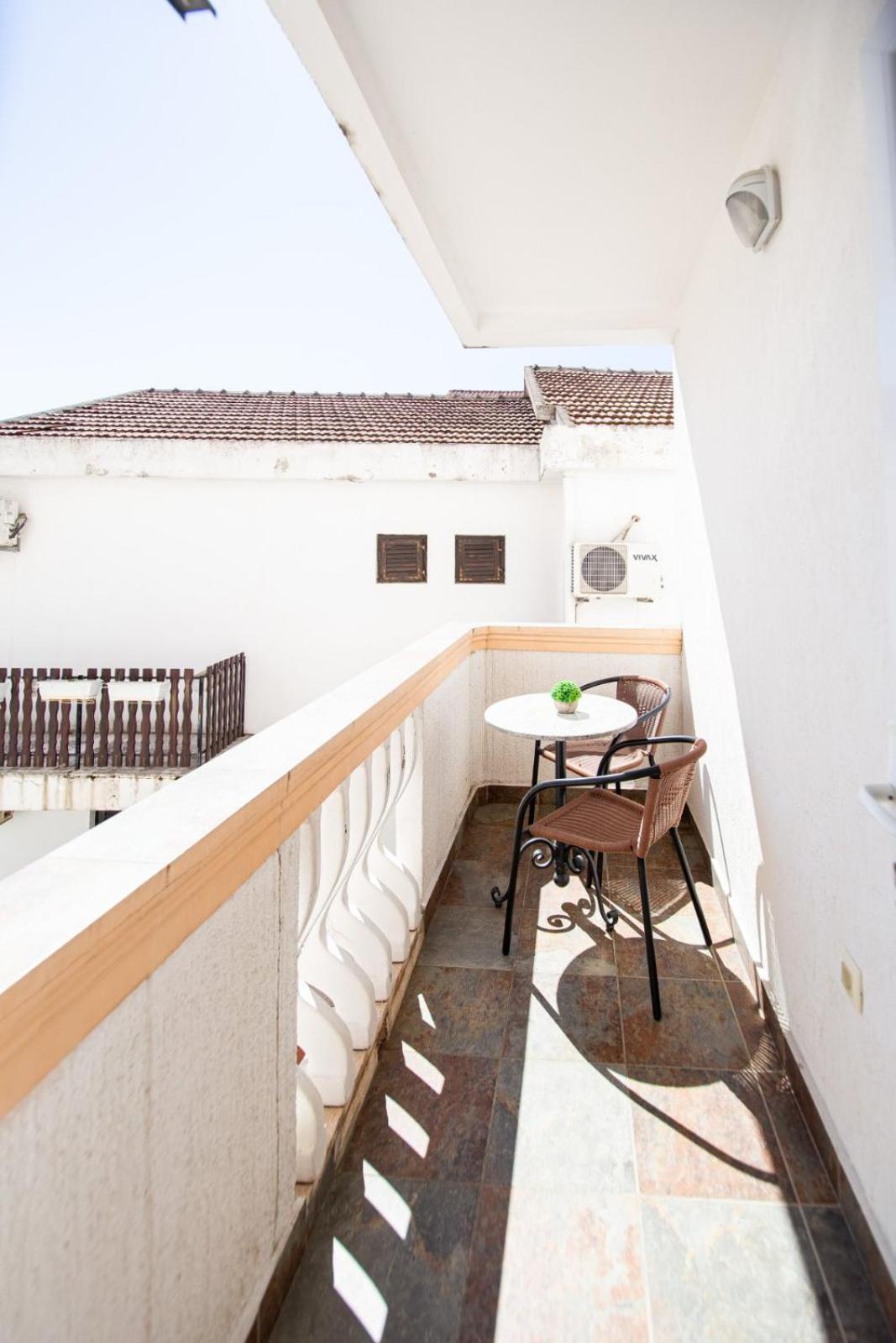Ipera Apartment Budva Bagian luar foto